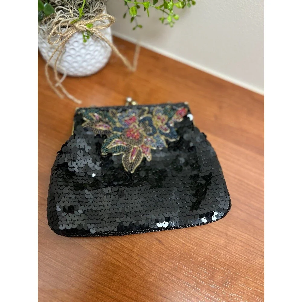 Vintage 1950's La Regale Colorful Beaded/Black Sequins Clamshell Evening Purse